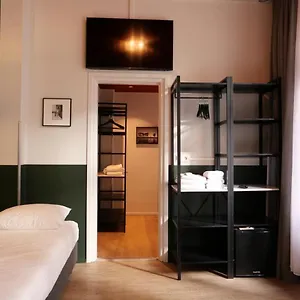 2* Otel Weber 117